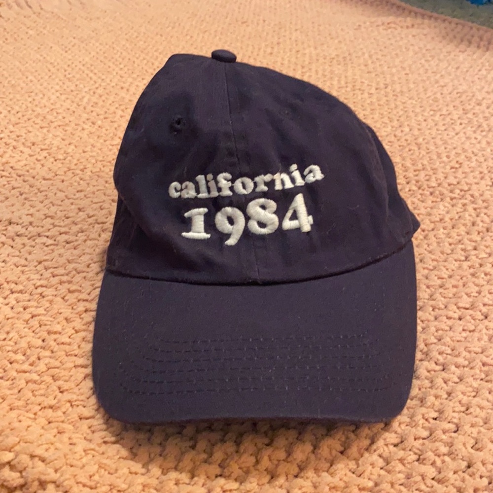 Brandy Melville hat